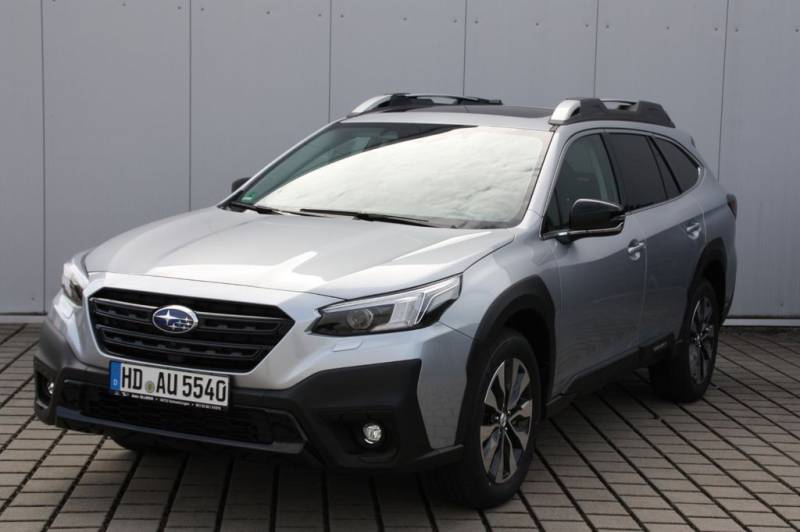 Subaru OUTBACK 2,5i Platinum AWD NAVI*Sound*BlackDesign