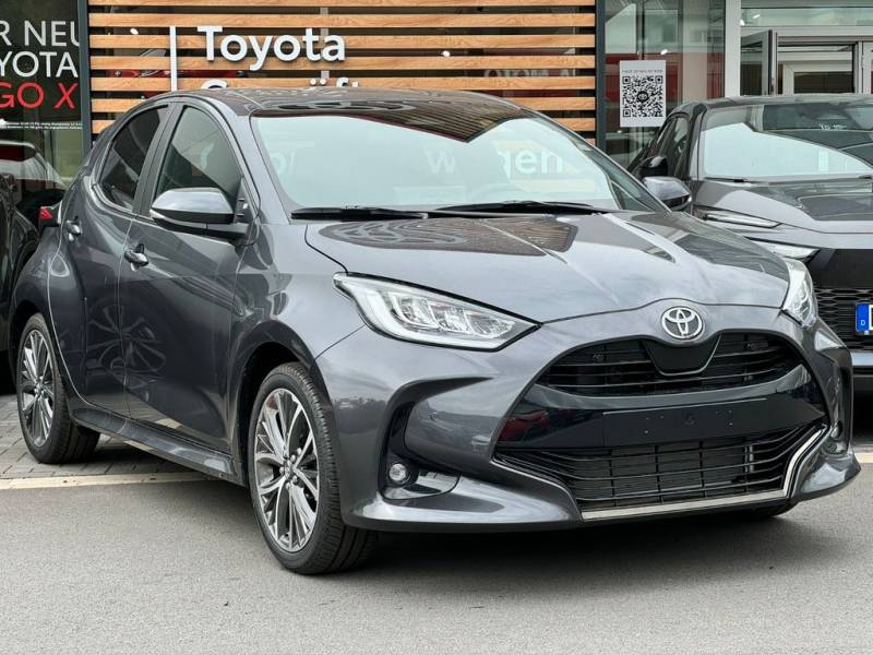 Toyota Yaris Hybrid Style - Leder - Kamera - PDC - LED