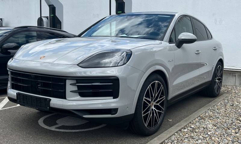 Porsche Cayenne Coupe E-Hybrid*KREIDE*22 "Alu*BOSE*ACC*