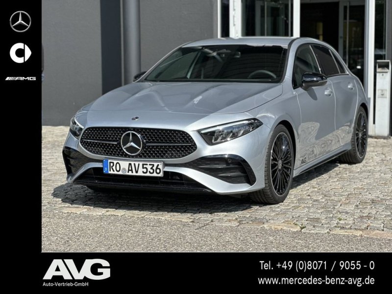 Mercedes-Benz A 200 AMG Special LED AHK Stndhzg HuD RF Night