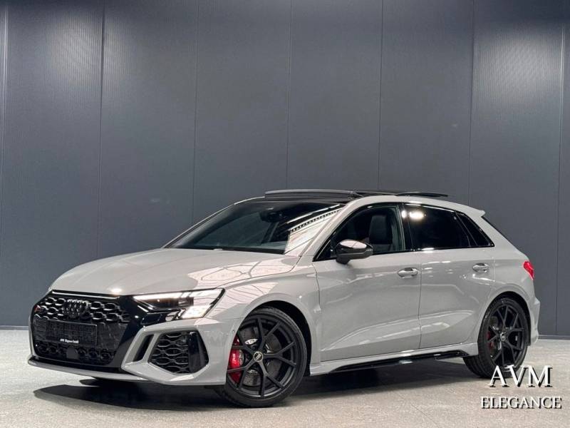 Audi RS3 Sportback*NARDO GRAU*BandO*HUD*MATRIX LED*PANO