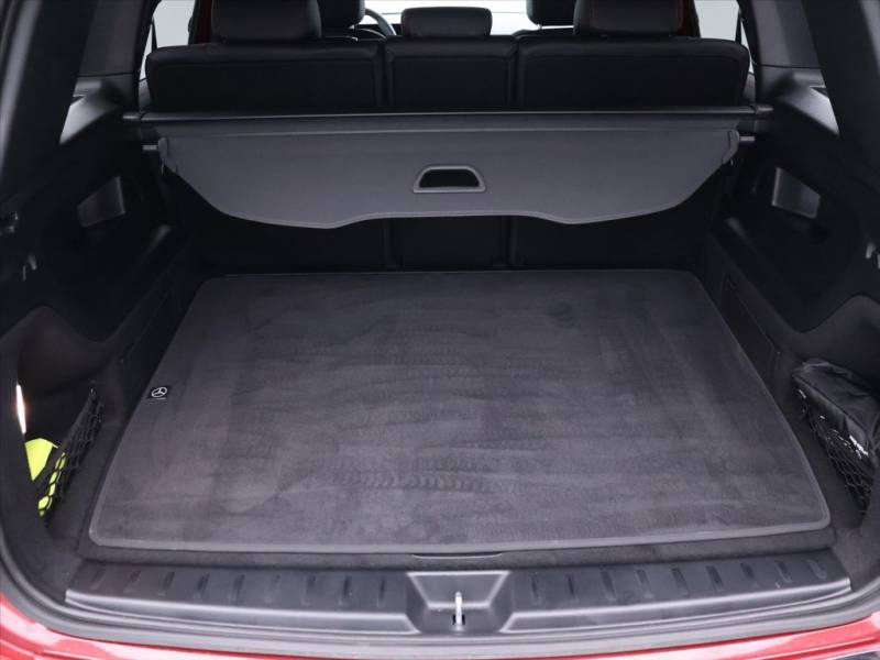 Mercedes-Benz GLB 200 200d 4Matic AMG Premium +