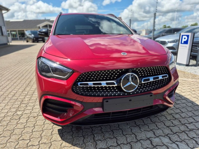 Mercedes-Benz GLA 200 Automatik AMG Spezial Edition Night-Pak