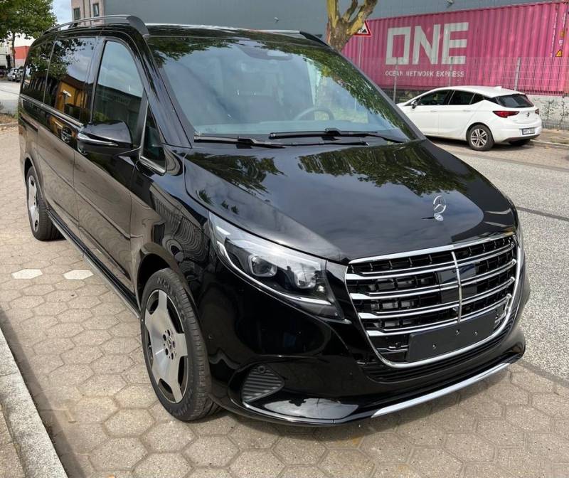 Mercedes-Benz V 300  EXCLUSIVE Lang VIP Seats/Pano/360/MY26