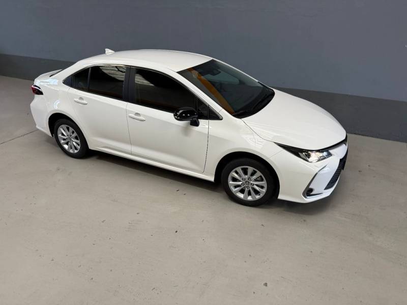Toyota Corolla Hybrid 1,8 Limousine ACC AUT LED SHZ NV
