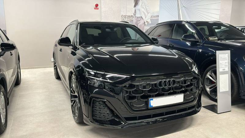 Audi Q8 50 TDI quattro S line sport plus 23" Matrix