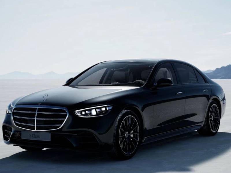 Mercedes-Benz S450d L -EmeraldandBeige-RearAxle-Night-RearPack-