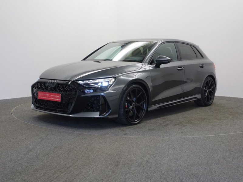 Audi RS3 Sportback AKTION! PANO HEADUP SONOS SPORTAGA