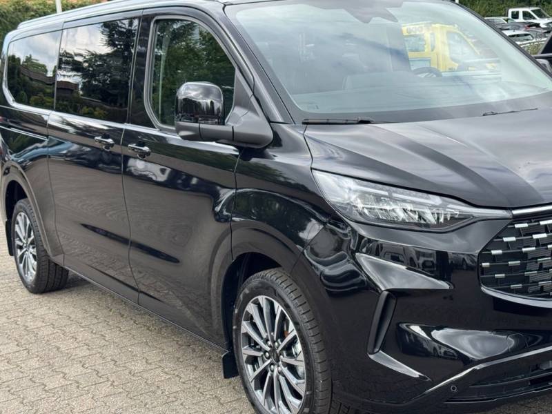 Ford Tourneo Custom Titanium x - L2 - Panora,Allrad