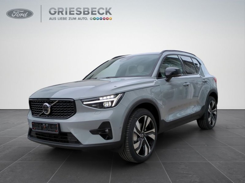 Volvo XC40 Plus Dark 360 Grad AHK Business-Paket