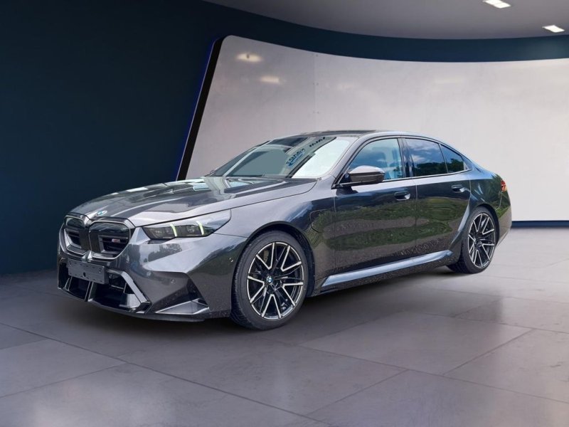 BMW M5 Lim. AHK M Drive FFC DrivAssistPro ParkPro