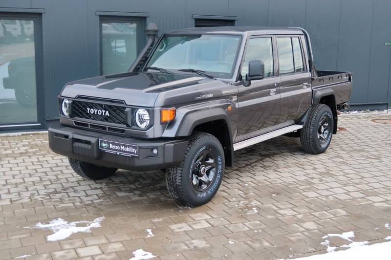 Toyota Land Cruiser GRJ79DC LX E-AT Sperren Seilwinde