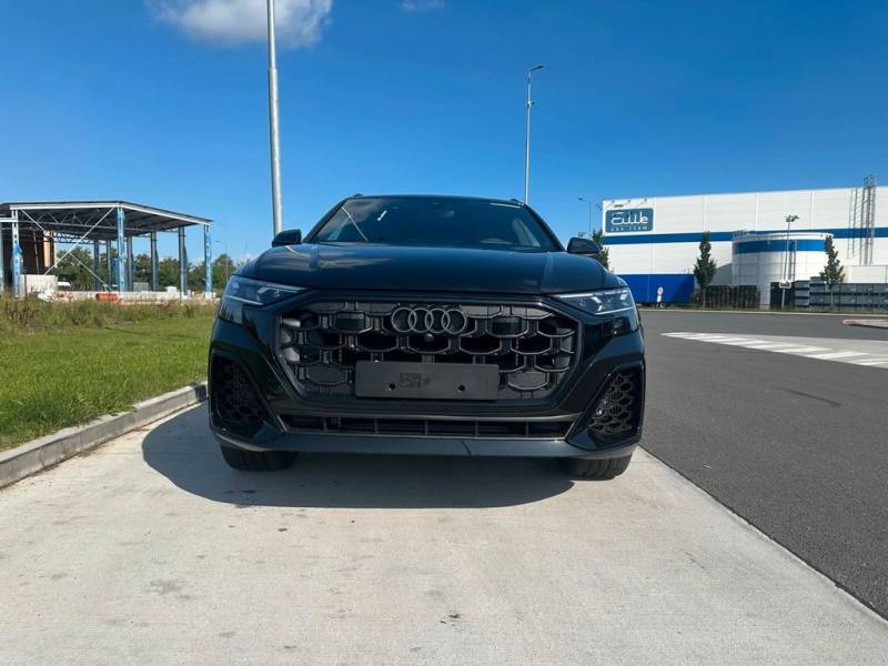Audi Q8 S-Line TFSIe55 Vollausstattung, Pano, 