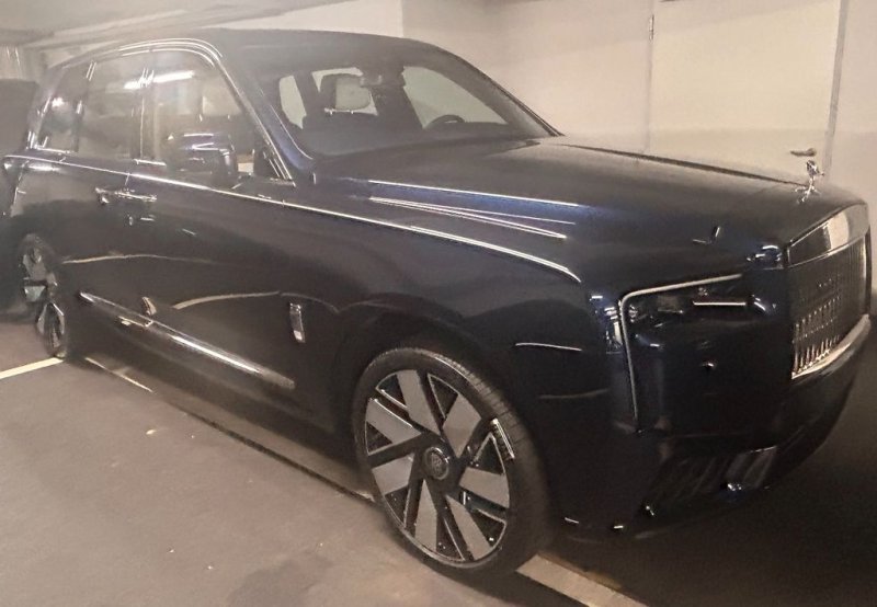 Rolls-Royce CULLINAN II STOCK