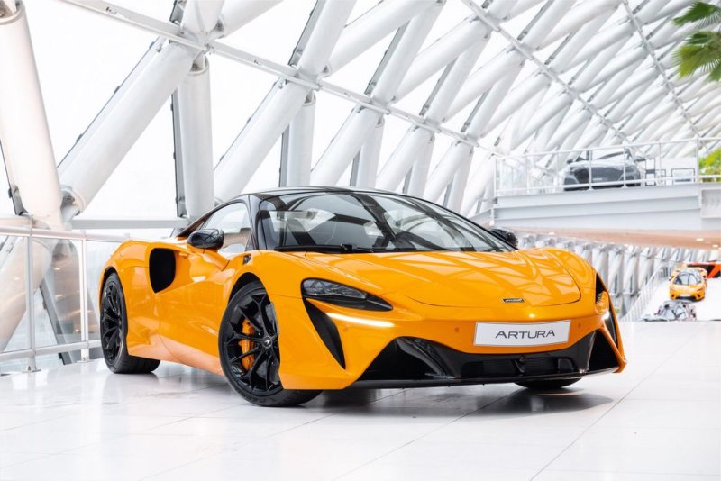 McLaren Artura 3.0 V6 Plug-in - 680pk - CF Wing - Louvre