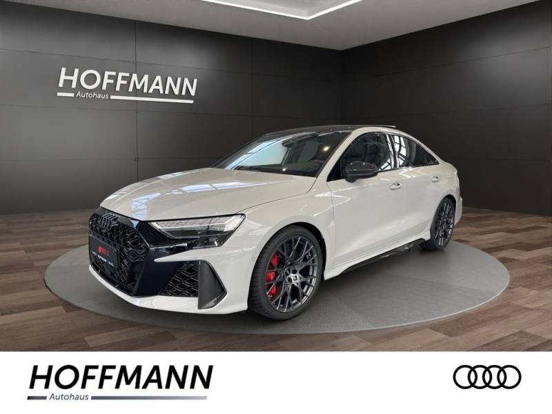 Audi RS 3 Limousine quattro S tronic