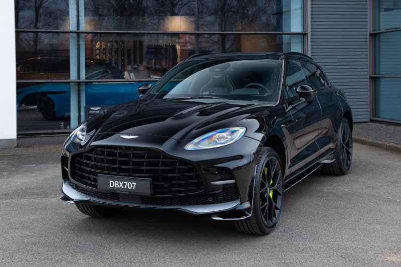 Aston Martin DBX 4.0 V8 DBX707 AMR24 New model