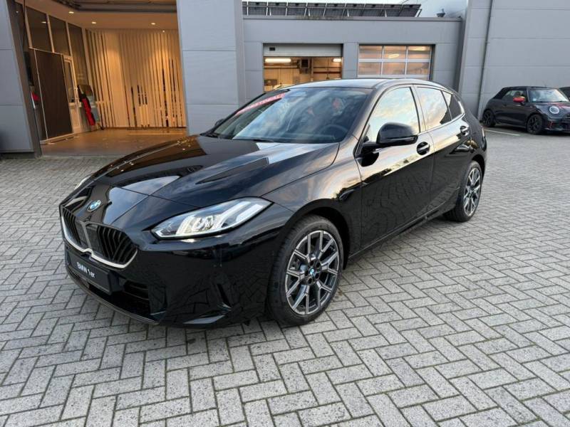 BMW 120 /PDC/Navi/Carplay/Android Auto/Lenkradheiz.