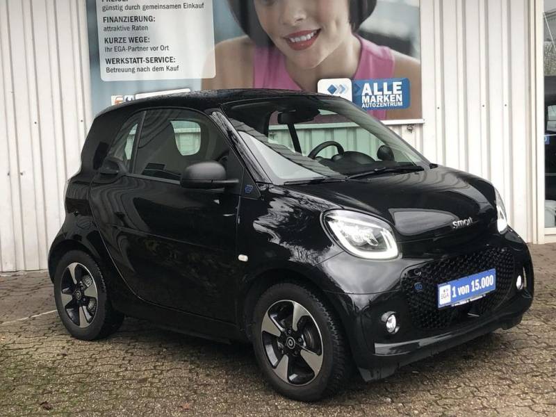 Smart ForTwo EQ*Exclusive*JBL* PANO*PTS*ALU*CAM*MEDIA*