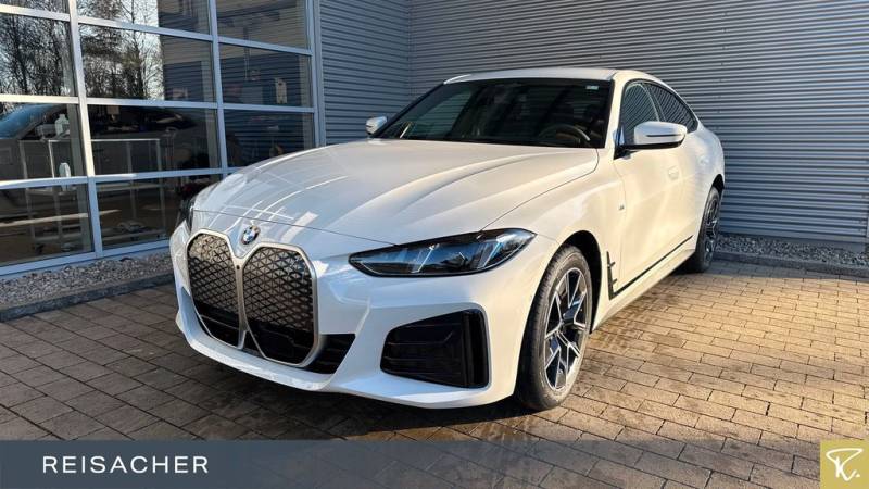 BMW i4 xDrive40 Gran Coupé Laden AC Ladekabel DAB