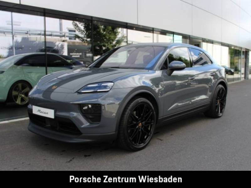 Porsche Macan 4