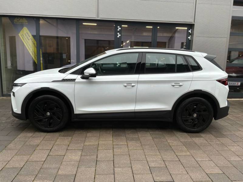 Skoda Elroq 50 Tour 19"+AHK Vorb+NAVI+Kamera+ACC