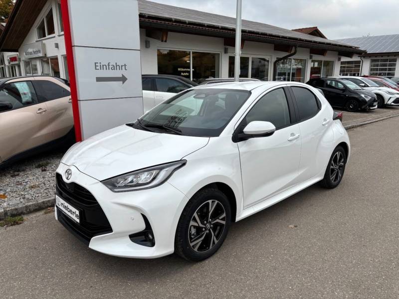 Toyota Yaris Hybrid Teamplayer *Kamera,Sitzh,*1,99Zins*