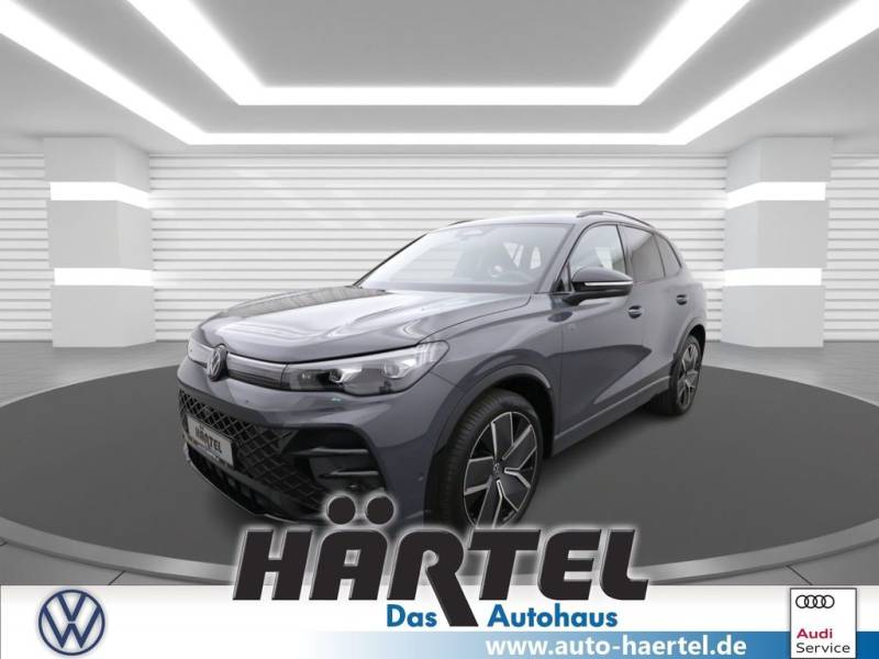 Volkswagen TIGUAN R-LINE BLACK STYLE 1.5 ETSI DSG Bluetooth