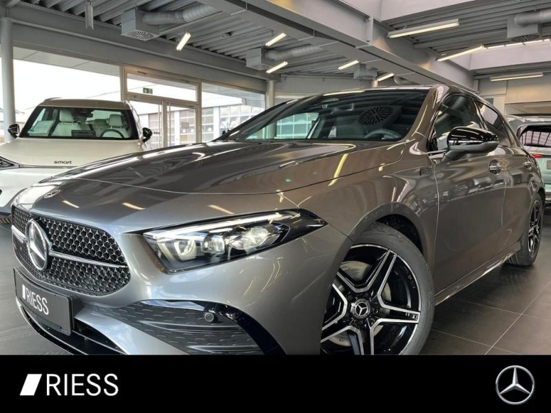 Mercedes-Benz A 220 4MATIC Kompaktlimousine SD Night SpurW LM