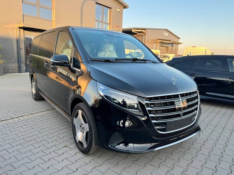 Mercedes-Benz V 300 LONG Petrol EXCLUSIVE 2026