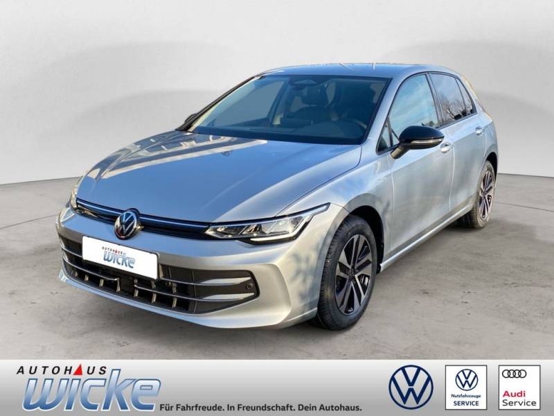 Volkswagen Golf VIII 1.5 eTSI DSG Energy NAVI KLIMA REAR