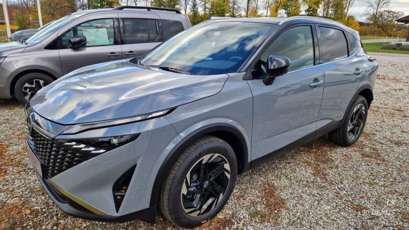 Nissan Qashqai 1.3 DIG-T Mild-Hybrid AT - N-Connecta WP