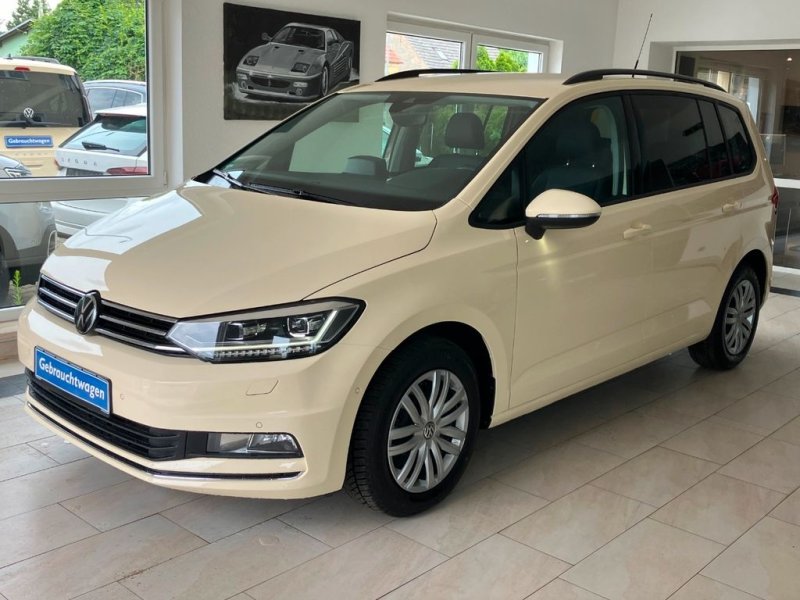 Volkswagen Touran 2.0 TDI TAXI DSG Kamera LED