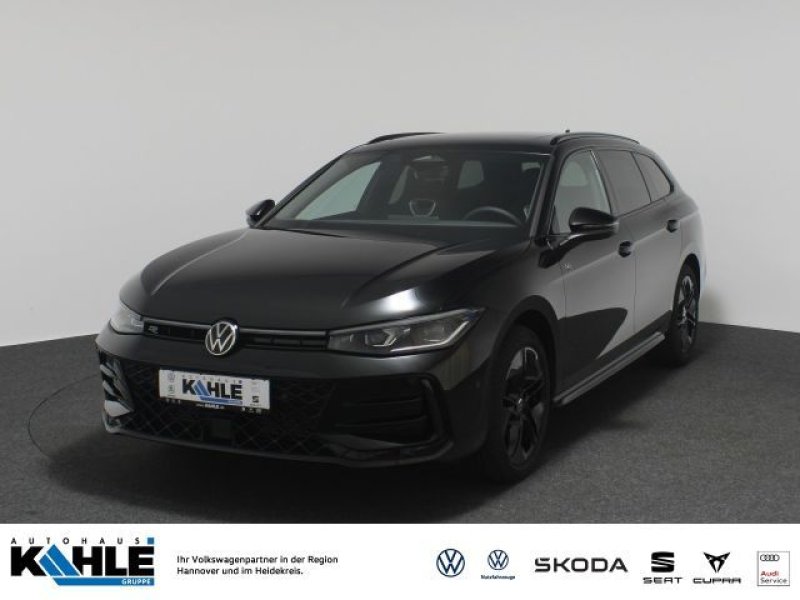 Volkswagen Passat Variant 2.0 TDI DSG R-Line Navi AHK Panor