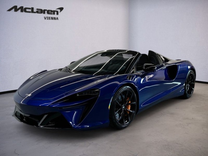 McLaren Artura Spider / MSO Lantana / BLISS / BandW