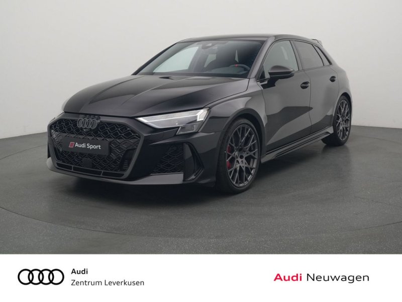 Audi RS3 SPORTABGAS KAM LEDER SHZ MEMORY