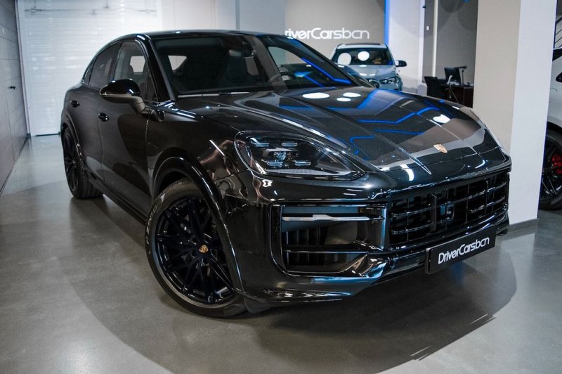 Porsche Cayenne E-Hybrid - SPORT DESIGN - BOSE - 22"