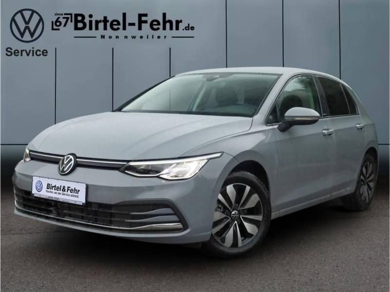 Volkswagen Golf VIII Move 1.5 eTSI DSG Navi LED PDC SITZHZG