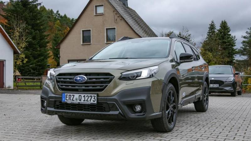 Subaru Outback 2.5 Exclusive Cross LED/NAVI/SHZ
