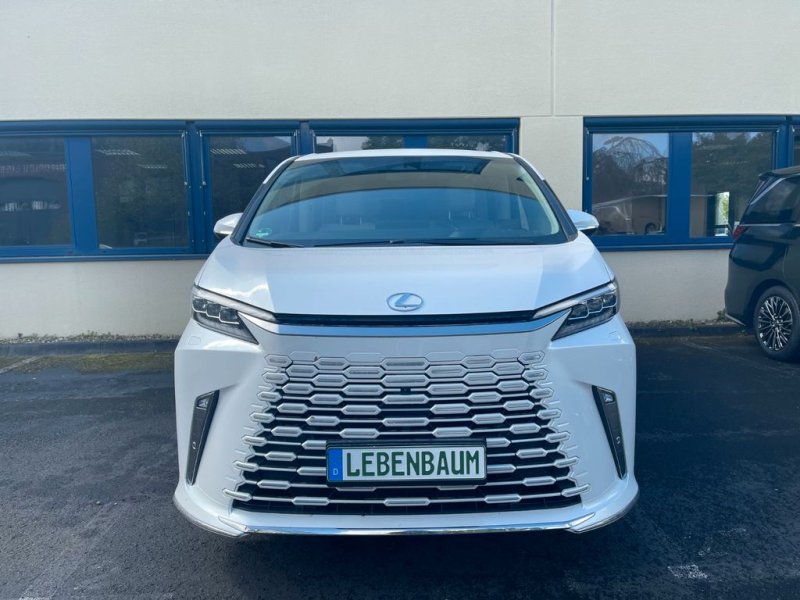 Lexus LM350H 7Seats