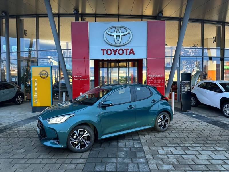 Toyota Yaris Hybrid Teamplayer SAFETY + COMFORT-PAKET