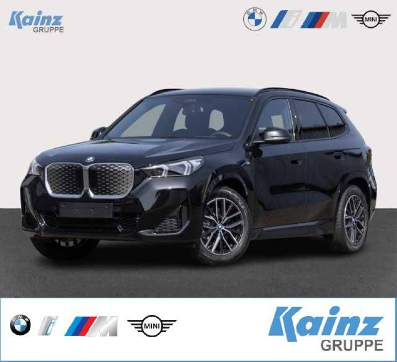 BMW iX1 xDrive30 M Sport/Innovation/Comfortpaket/AHK