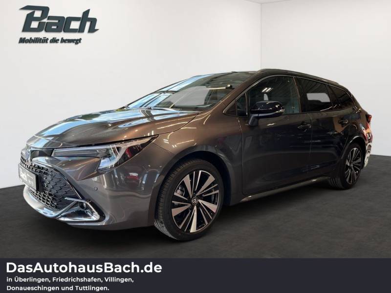 Toyota Corolla 2.0 Hybrid TS Teamplayer mit Technik-P.