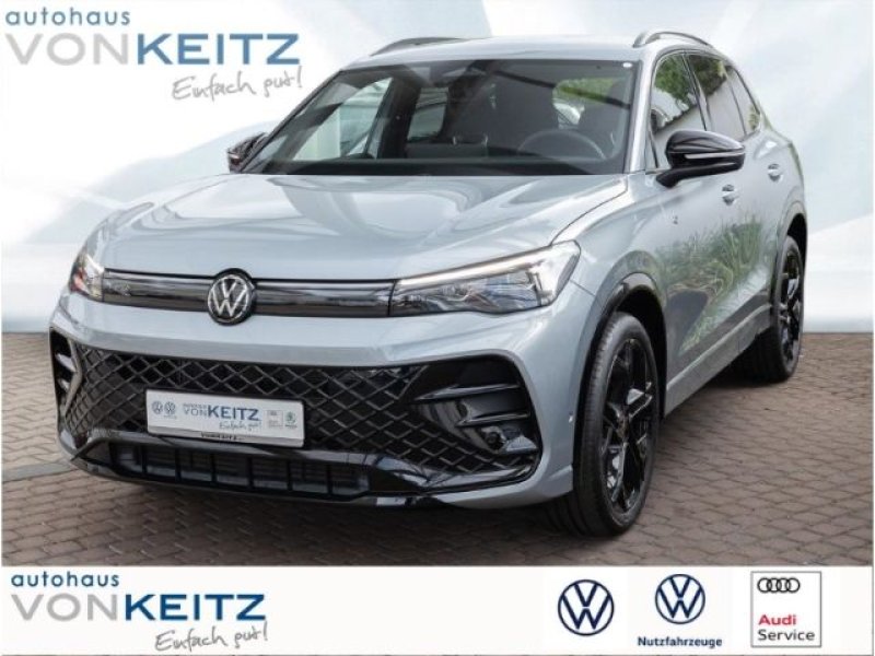 Volkswagen Tiguan 1.5 eTSI R-Line Sportpaket HUD Navi Digit