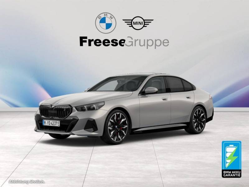 BMW i5 eDrive40 AHK 360° STANDHZ HEAD-UP SITZBELÜFT