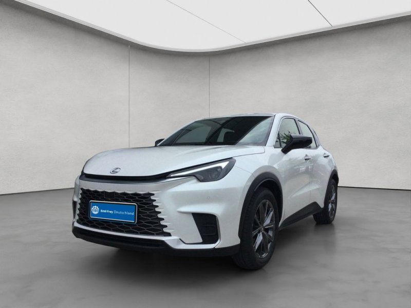 Lexus LBX Elegant Black Edition + Techno. Paket