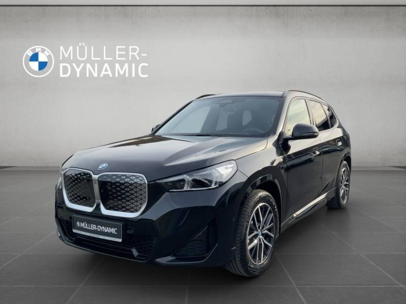 BMW iX1 xDrive30 M SPORT LED HUD AHK 360° KAMERA SHZ