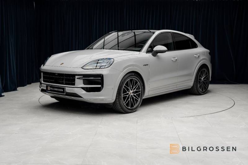 Porsche Cayenne Coupe E-Hybrid SportDesign Bose HUD 360