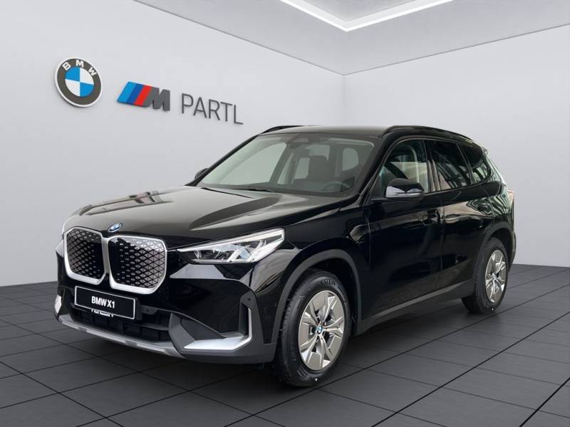 BMW iX1 eDrive20 LED ParkingAssist. Lenkradhzg.