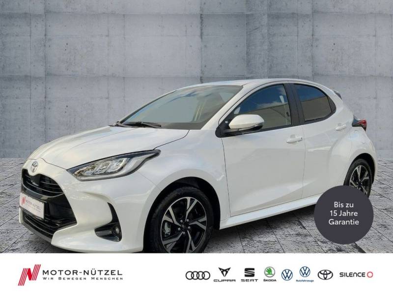 Toyota Yaris 1.5 Hybrid TEAMPLAYER LED+ACC+APP+SHZ+RFK